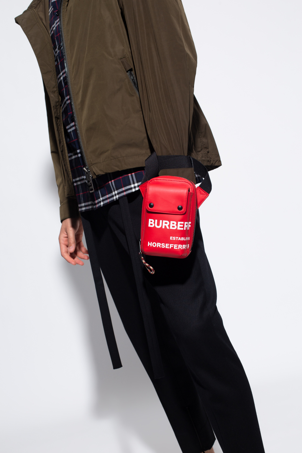 SchaferandweinerShops Tonga - Red Shoulder bag with logo Burberry 